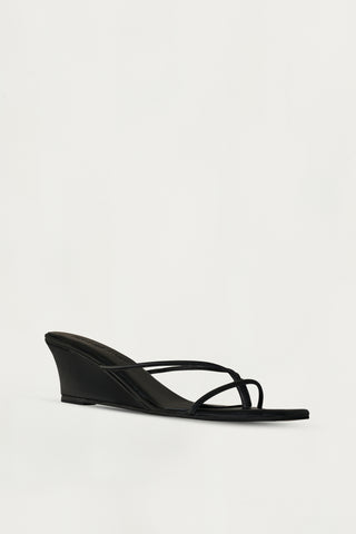 Cassie Wedge Sandal - Black